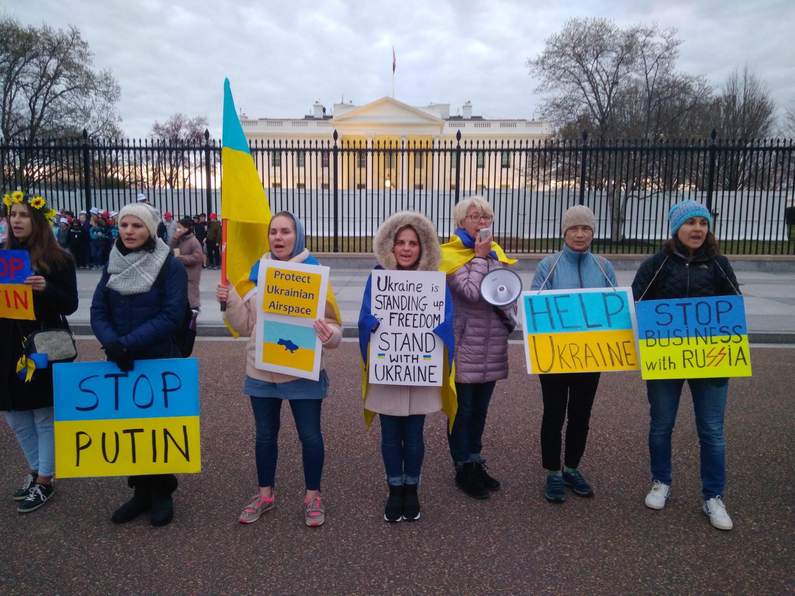 ukraine-demonstration-in-washington-dc-march-10-2022_51930392187_o